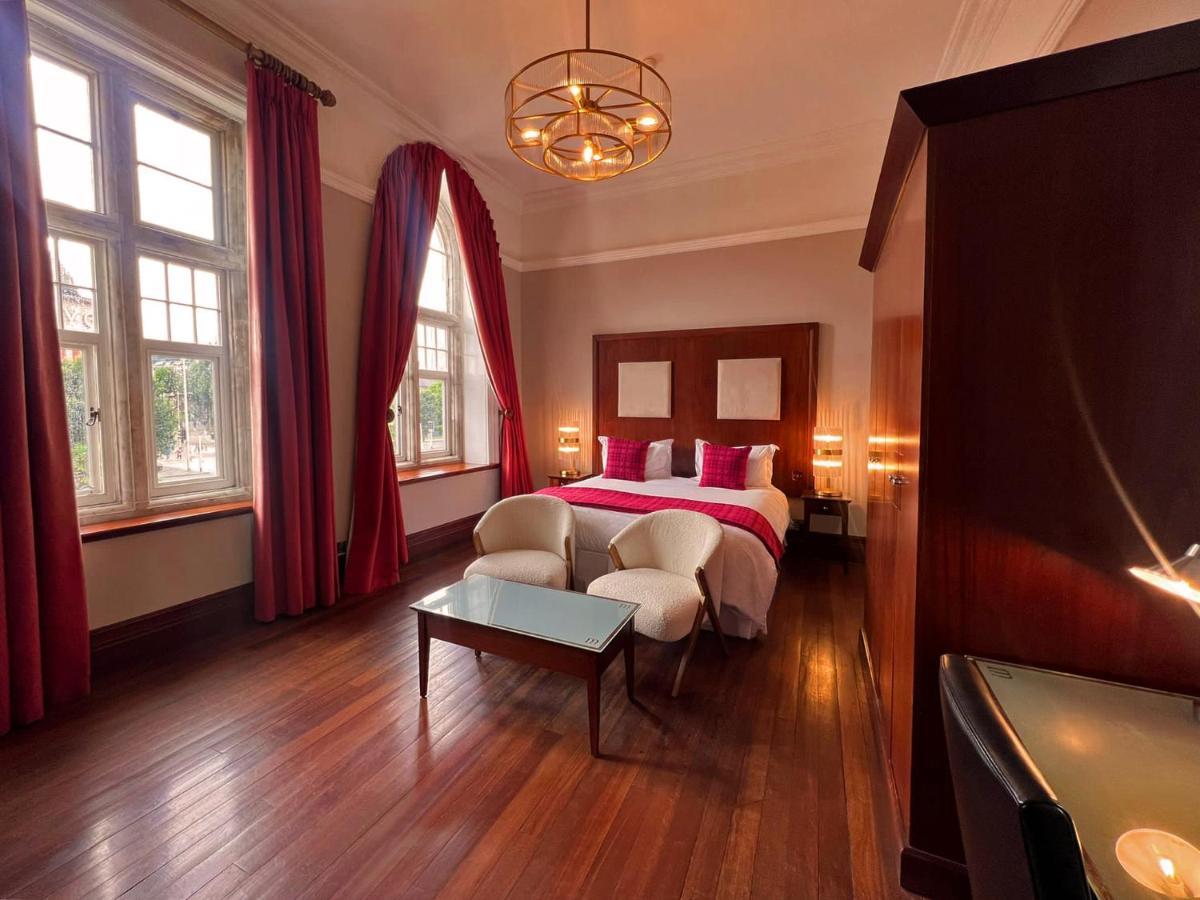 Morgans 4* Swansea